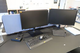 2 stk. computeskærme SAMSUNG S23E450, dockingstation LENOVO Thinkpad, tastatur, mus