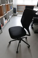 Kontorstol HERMAN MILLER Mirra 2