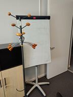 Stumtjener og whiteboard