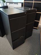 Tre arkivskabe, metal  