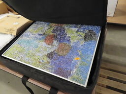 2 stk. Troldtekt paneler med indbyggede højtalere.