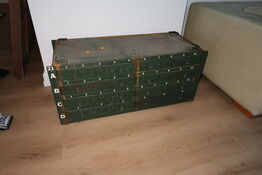 Opbevaringsmøbel med skuffer