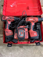 2 stk. HILTI SFH 151-A skruemaskiner inkl. batterier og lader