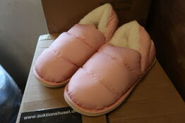 85 par Cozy By JZ Foot spa boots - Str. Ass.