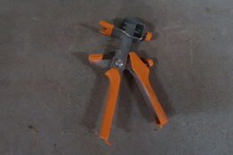 Diverse kiler & tilhørende tang 