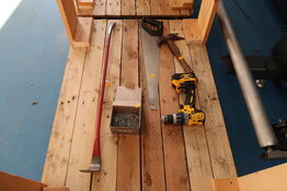 Akku bore/skruemaskine DEWALT DCD796 med batteri m.m.