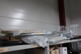 Hylder m.v. til køleskabe 