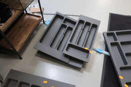 4 stk. assorteret bestikbakker