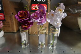 12 stk. Kunstige blomster i glasvase