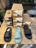 2 Par Sandaler HUMMEL, 4 Par Sandaler ARKK