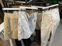 3 stk Nederdele CARHARTT , Bukser CARHARTT