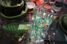 2 stk. tallerkner samt 3 stk. glas SERAX