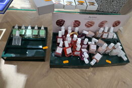 Div. Neglelak MANUCURIST Paris