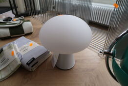 Bordlampe GUBI Obello Lamp