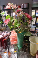 Vase HAY Empire Vase Large med div. Kunstige blomster