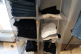 2 stk. reoler MONTANA wire uden indhold