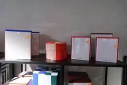 7 stk. beholdere HAY