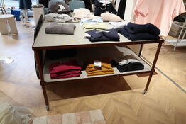 Opbevaringsmøbel uden indhold