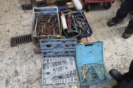 Div. Bor samt værktøj