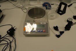 Laboratorievægt KERN 572-35