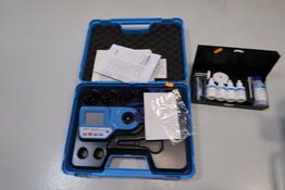 Photometer HANNA HI 96771 med div. Udstyr
