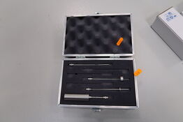 Kuffert med laboratorieudstyr