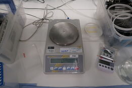 Laboratorievægt KERN 572-35