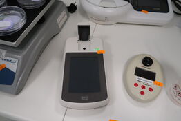 Fluorometer INVITROGEN Qubit 3.0 