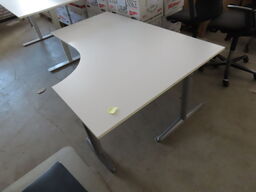 Skrivebord 160x120/80 (højdejusterbar)