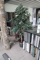 Kunstig plante i krukke