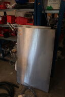 Reol med reservedele 