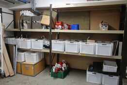 2 fag pallereol med indhold 