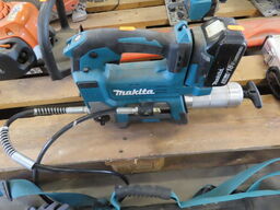 Fedtsprøjte og Batteri - MAKITA DGP180