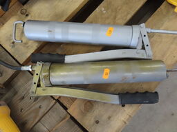 2 stk fedtpresse