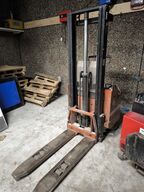 El-stabler/højtløfter BT LSV 1250 E / 10