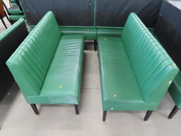 2 stk. Spisesofaer i grøn læder