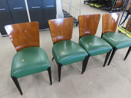 4 stk. Stole med træryg og grøn læder
