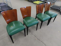 4 stk. Stole med træryg og grøn læder (se Beskrivelse)