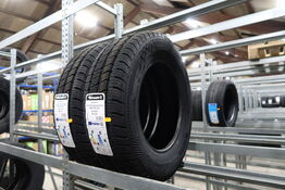 2 stk. dæk BARUM 195/70R15 C 104/102R