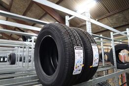 2 stk. dæk BARUM 215/65R15C 104/102T