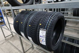 4 stk. dæk BAURM 215/50R 17 XÆ 95V