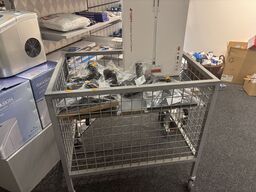 Opbevaringsvogn uden indhold