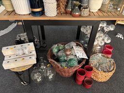 Div. Julepynt, vaser m.m.