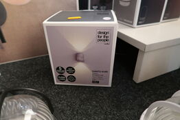 Væglampe DESIGN FOR THE PEOPLE Canto Kubi