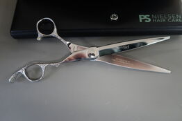 Frisørsaks PS NIELSEN HAIR CARE BB-55 7.0
