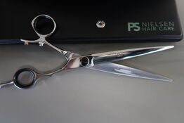 Frisørsaks PS NIELSEN HAIR CARE A7 7.0