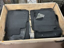 24 stk. bilmåtter, ass. Farver og størrelser