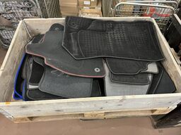 30 stk. bilmåtter, ass. Farver og størrelser