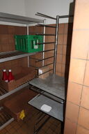 Stikvogn samt fødevarereol