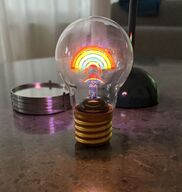 4 stk. RAINBOW LED genopladelig - trådløs pære